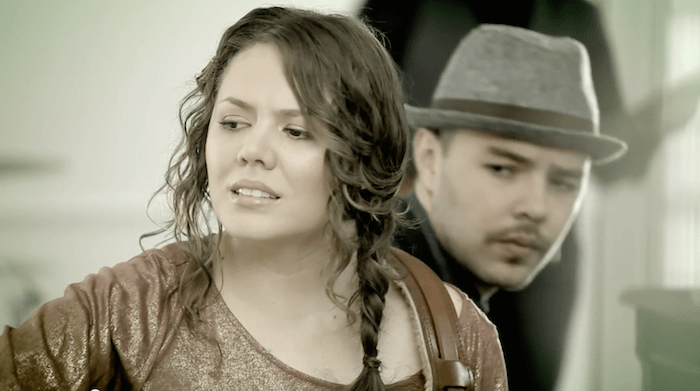 Corre jesse y joy translation